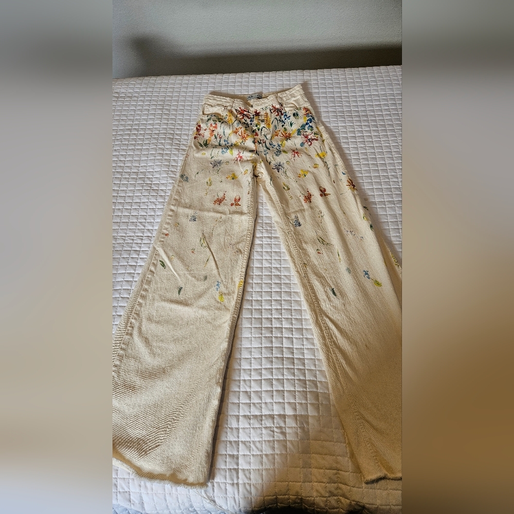 Zara Cream Floral Painted Wide Leg Jeans